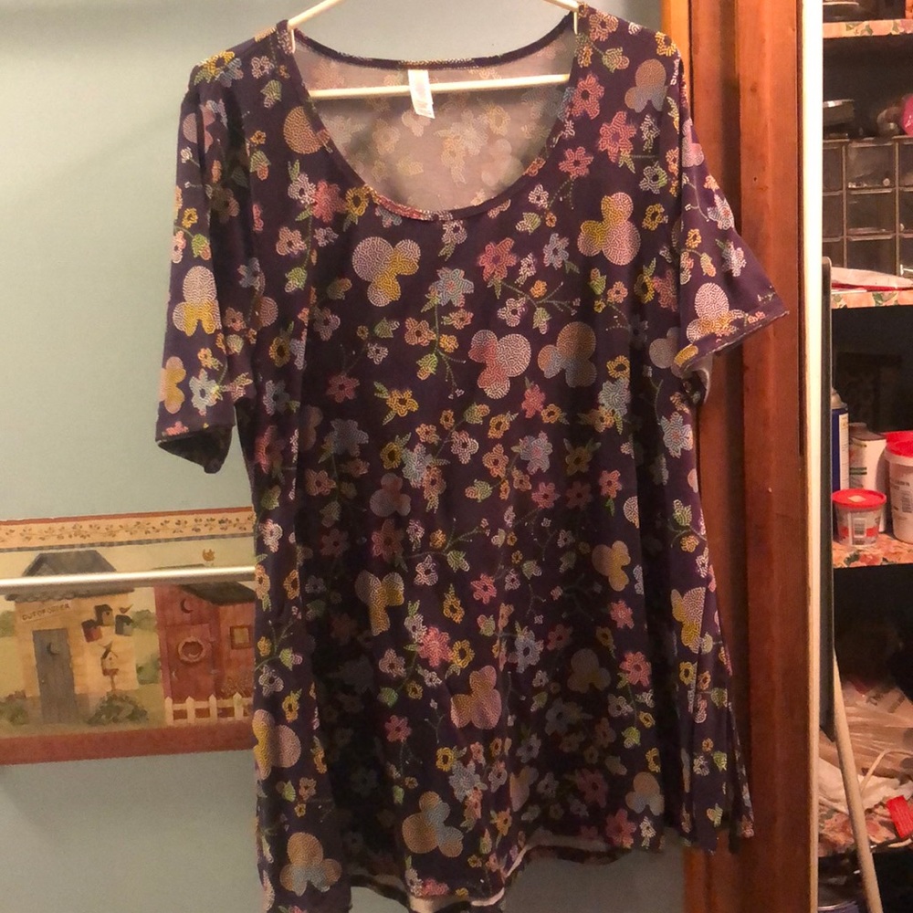 Disney Lularoe Perfect T size XL